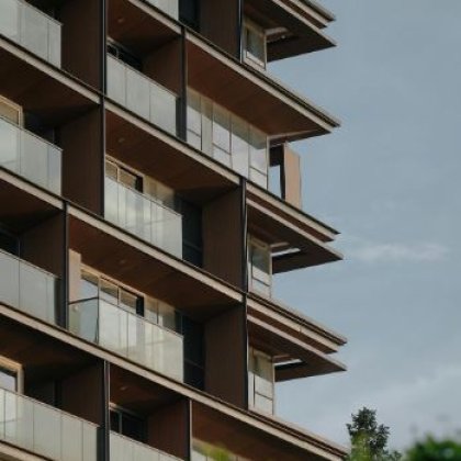 Apartment/Condo